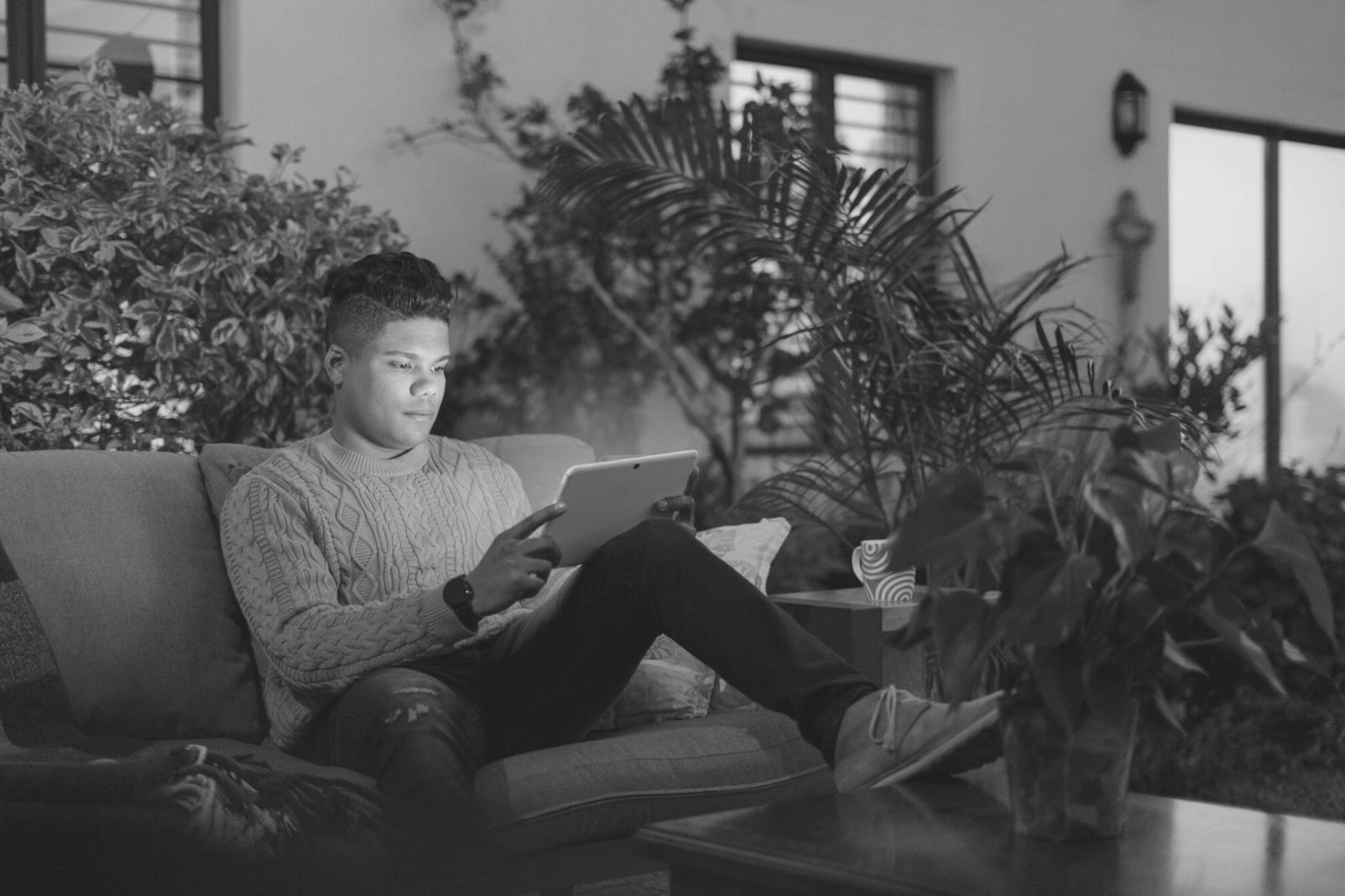 Interactive budget planning session with real case studies